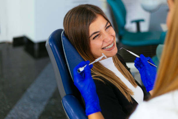 Best Tooth Extraction  in Smithville, TN